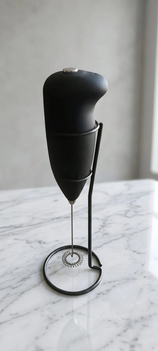 Handheld Milk Frother (Makes milk foamy quickly)